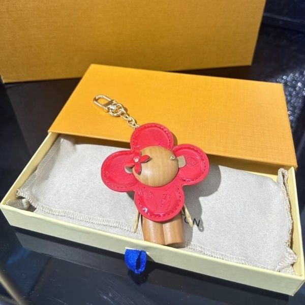 

Designer Keychain Luxury Vivi Bag Charm for Men and Women Car Key Holders Brand Key Ring Steel Hardware Keychain with Logo High Quality Gifts