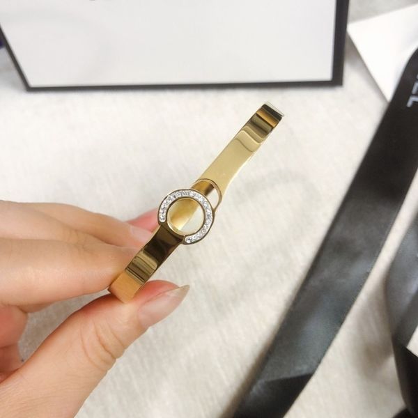 

Designer Bracelets Bangle Stainless Steel Crystal Letter Bracelet Jewelry Wristband Cuff Women Bracelets with box