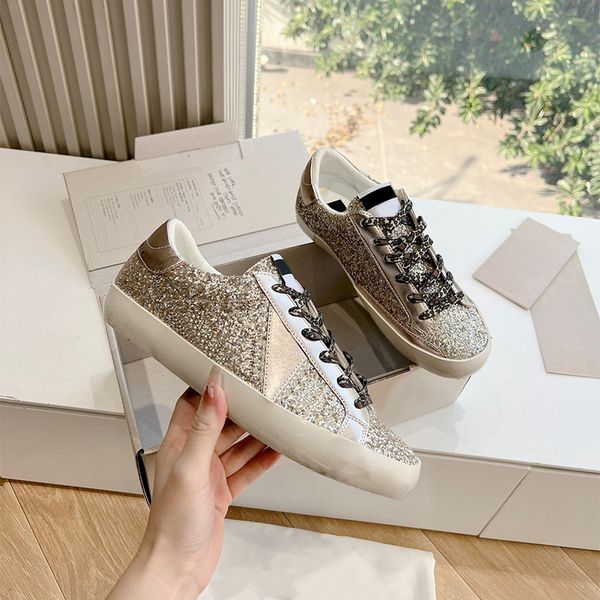 

Classic Dirty Shoes Designer Gold Star Sneakers Casual Old School Leather Trainers 1026, A10