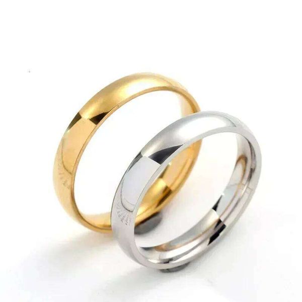 Fashion Simple Smooth Stainless Steel Ring for Women and Men Classic Couple Rings Wedding Engagement Jewelry XJ260127
