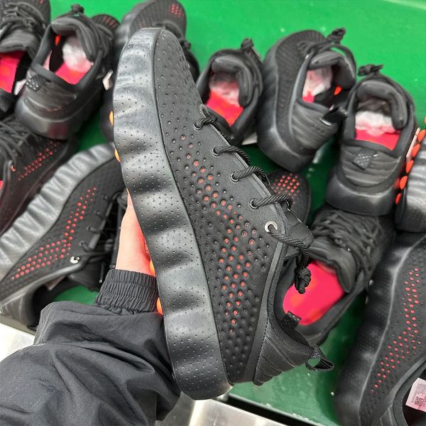 

Hot Mind 002 Shoes Men Designer Mind002 Sneaker Women Performance Massage Running Shoes Black Light Smoke Grey Fashion Man Trainers 1050, A4