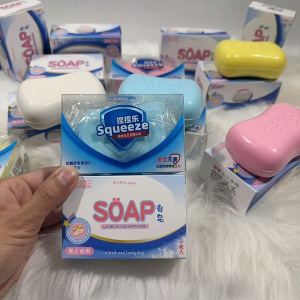 Soap-shaped stress-relieving squeeze-and-play toy with a pleasant fragrance, providing a comfortable touch and helping to relieve stress and release emotions.