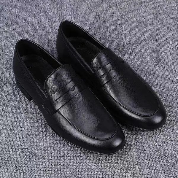2026 Soft Leather Men Loafers Slip On Casual Business Driving Shoes Round Toe 260813