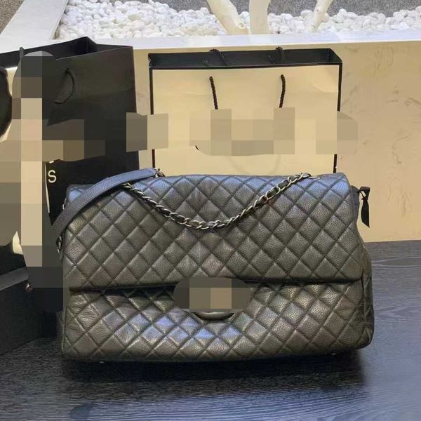 New Xiaoxiang Airport Bag Travel Classic Large Capacity Handbag Quilted L26819
