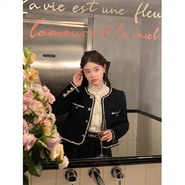 Vintage Cropped Tweed Jackets Women Elegant Black Thicken Coat Korean Single Breasted Blazer Casual Warm Short Outerwear Tops 260824