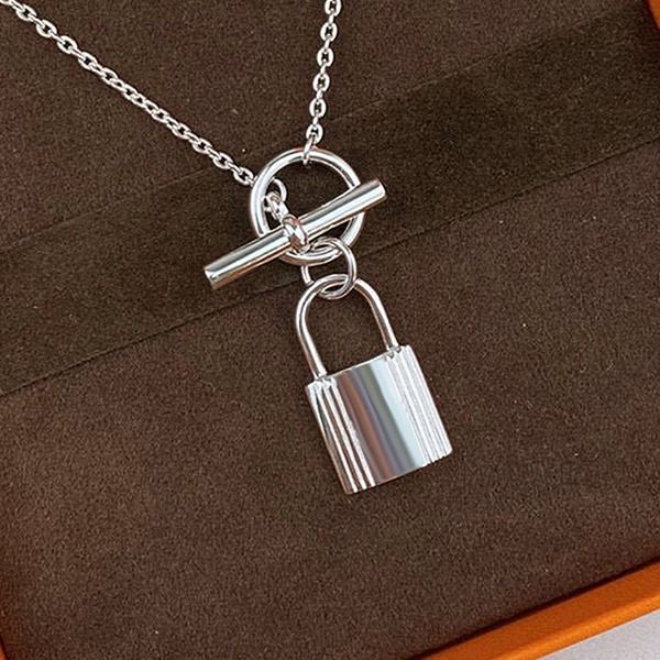 

designer necklace designer necklace woman classic luxury necklaces pendant womens necklaces 18k gold letter pendant gold jewelry