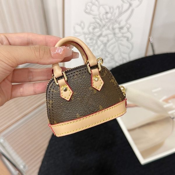 

Classic Bag Charm Pouch Key Holder Keychains Leather metal pendant key earphone case Purse charm Car keychain for Men Women gift, 5 no box