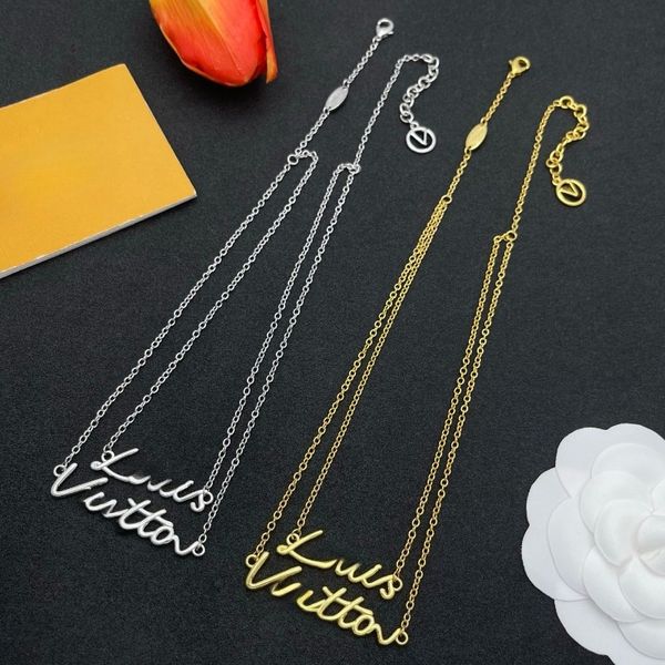 

New Style Pendants Necklaces 18K Gold Plated Necklace Designer Necklace for Women Classic Luxury Earrings Necklace Bracelet Jewelry Set High Version Couple Gift