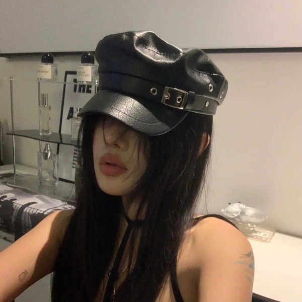 Fashion Women Berets Black Pu Leather Flat Top Newsboy Caps Vintage Sunscreen England Flat Y2k Gils Punk Style Beret Caps H260312