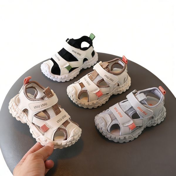 

Kids Closed Toe Sport Sandals eco-friendly safety comfort lightweight Punta Cerrada Breathable Mesh Non-Slip Toddler Beach Shoes with Adjustable Strap, Khaki color