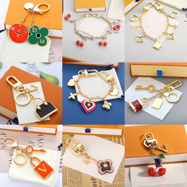 

Designer Key Chain Bag Charm Keychain Lanyards Man Woman Bags Charms Pendant Accessories