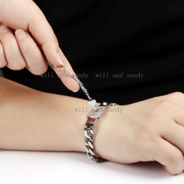 Love Heart Lock Key Bracelets Necklace Set for Women Men Heart Lock Bangles Designer Couple Jewelry Set Stainless Steel Cuban Chain Bracelets Romantic Gift