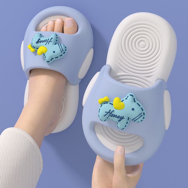 

Kids Girls Unisex Cartoon Bear Slides Lightweight Waterproof Non-slip Men Women Summer Beach Pool Slippers Summer Indoor House Shoes, Purple