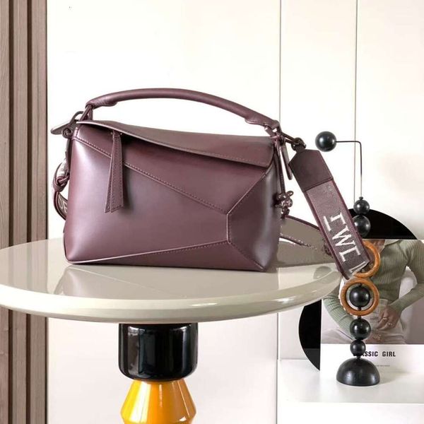 

10a Designer purses totes Geometry Bag Top 1:1 High-End Saddle Bag womens Underarm Bowknot Genuine genuine leather handbags with Woven Shoulder Strap Crossbody bag, Black