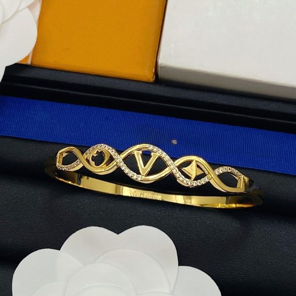 

Designer Bracelet Bangle Designer Jewelry 18K Gold Plated Letter Bangle Fashion Luxury Cuff for Womens Brand Jewelry