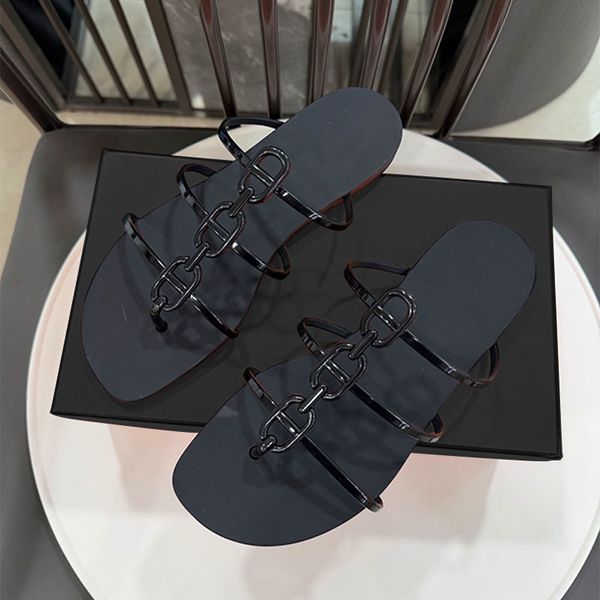 

Designer Chain Flip Flops Women Flat Sandals Summer Casual Beach Slippers With Thong Strap Design Black 1061, A2