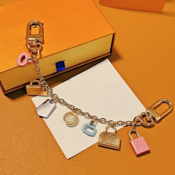 

Designer Bag Charm Keychain Keying Bag Charms Letter Leather Pendant Fashion Bags Accessories Key Chain