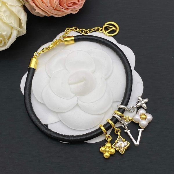 

Charm Bracelet Leather Bracelet Fashion Classic Designer Bracelet Black for Men Women Lovers Jewelry Gift with box