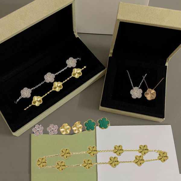

Designer Bracelet Necklace Earrings Available For Women Designer Jewelry Classic Clover Bracelet Flowers Design Womens Mother Wedding Gift