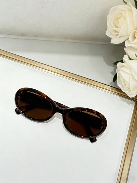 

Designer sunglasses Women's glasses Fashion glasses M158 SIZE: 58x18x138 mm