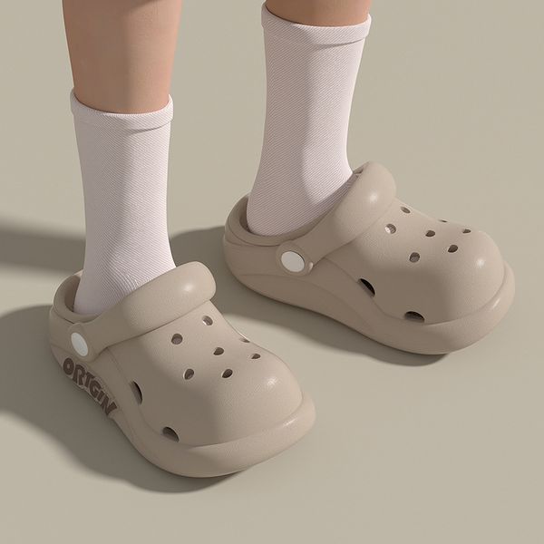 

Slippers Comfortable and minimalist Baotou hole shoes Boy and girl lightweight and fashionable casual slippers home and outdoors Free shipping Size 24-41, Beige