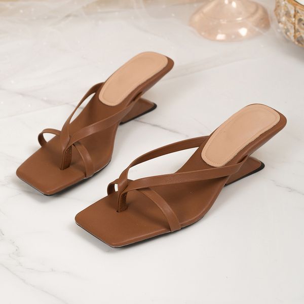

Women's Square Toe Thong Wedge Sandals Teenagers Mommy - Minimalist Wedge Heel Flip Flops for Summer Party Daily Wear Summer Sandals Free shipping, Brown