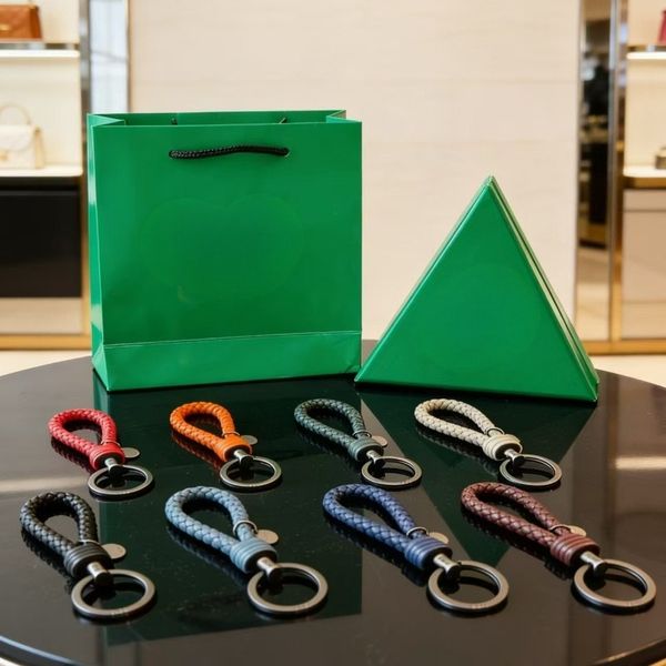 

Men's Designer Leather Keychain Hand-Woven Lambskin Car Key Ring Stainless Steel Hardware Bag Charm Classic Durable Car Keychain Holiday Gift