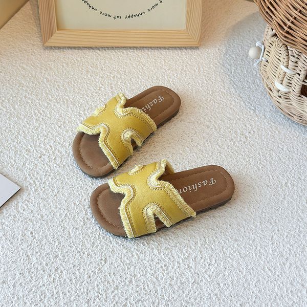 

Kids Beach Slides Comfortable H fringe design Non-Slip kids shoes Flower Design for open toe slides Girls Summer Outdoor Sandals Free shipping, Yellow