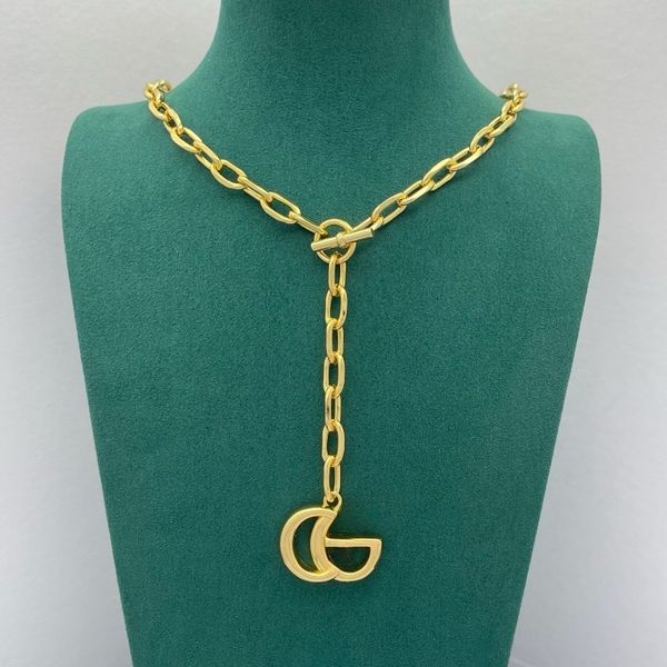 

High Quality Necklace Luxury Pendant Necklace 18K Gold Plated Cuban Link Chain Unisex Neutral Long Necklace Fashion Sweater Chain Design Style Jewelry Accessory