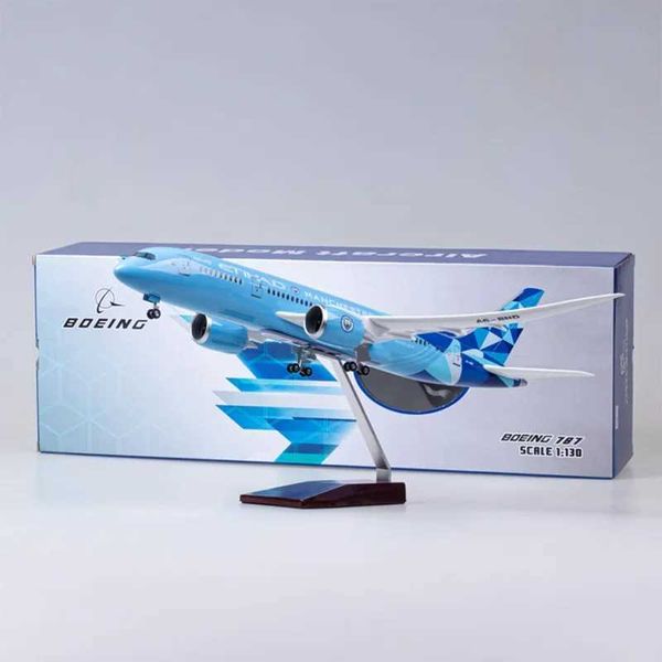 1/130 Scale B787 Dreamliner Aircraft ETIHAD Airlines 43cm Airplane Model W Light Wheels Landing Gears Plastic Resin Plane Toy L26050978VT