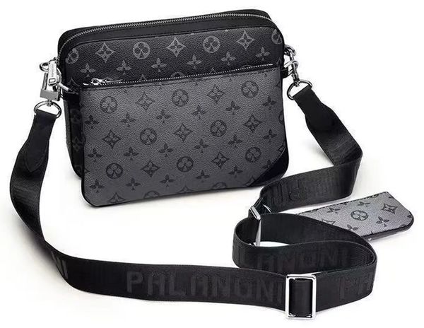 mans designer clutch Handheld bag Elegant Purses for Every Occasion Versatile Clutch Bag Crossbody men fashion Luxury Embossed leather Trio bags 10A