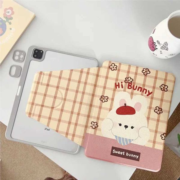 Cute Cartoon Animal pattern with Pencil Holder Tablet Case for iPad 5/6 97in Air2019105in 7/8/9th 102in Shockproof Cover C260805