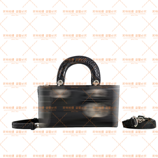 Eco-Friendly Unisex Shoulder Bag with Cushioned Handles - Sustainable Packaging