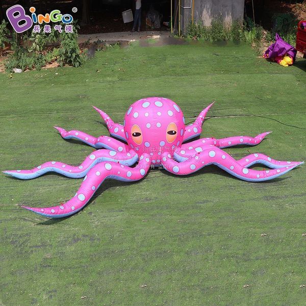 Colorful inflatable octopus models are an ideal choice for water entertainment areas and shopping centers