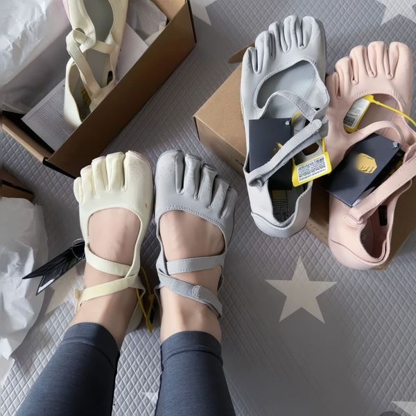 2026 New Five Finger Shoes Yoga Designer Versatile Soft Fitness Exercise Open toed Dance Casual Walking