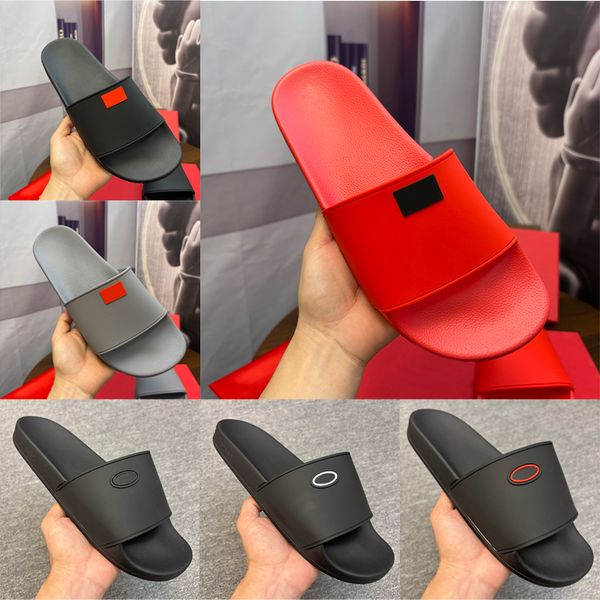 Top Quality Designer Sandal Men Slippers Slides Classic Soft Rubber Sole Summer Beach Sandals Black White Red 1120