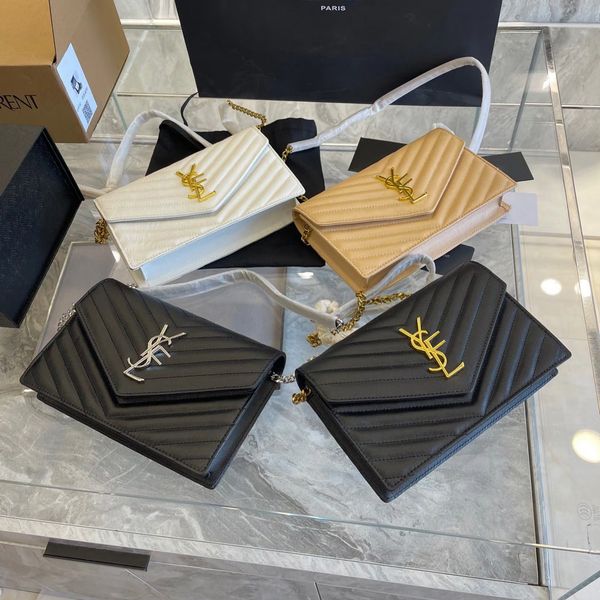 

Designer Bag Shoulder Bag Monogram Quilted Crossbody Bag Premium Caviar Leather Signature Gold Hardware Compact Convertible Design for Effortles Everyday Luxury, Y8-22*14*4.5cm