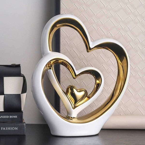 Ceramic Heart Statue Ornament Living Room Entrance Wine Desktop Decor for Glass Display Cabinet Valentine Birthday Gifts S260204