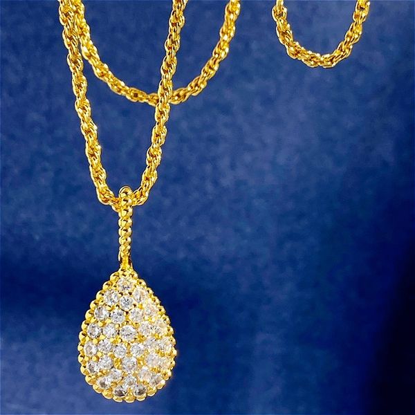 

Luxury Long Four Petal Flower Necklace Sweater Chain 13 Flower Design Gold Plated Brass with Micro Pave Zircon Fashion Jewelry
