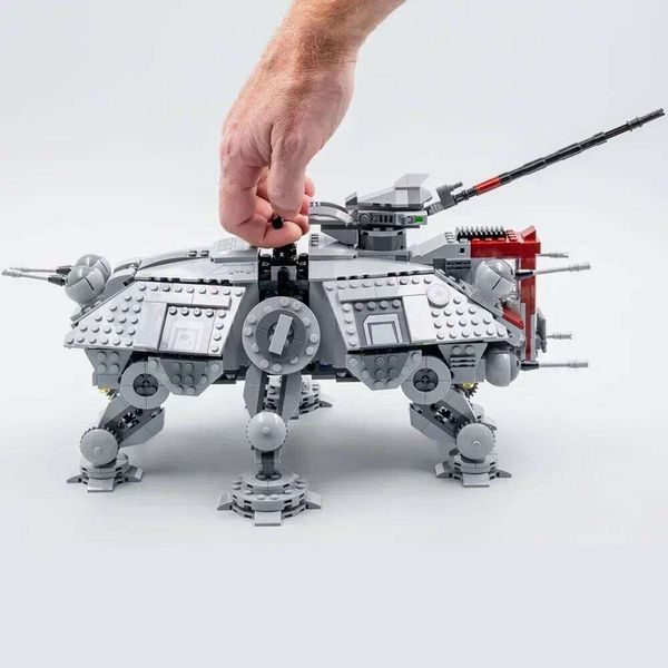 Aliens MOC-AT-Robot Galaxy Space Heavy TE-Droid-Walkers Space-Battle Fighters Model Building Blocks Bricks Toy Gift Boys 26H0209