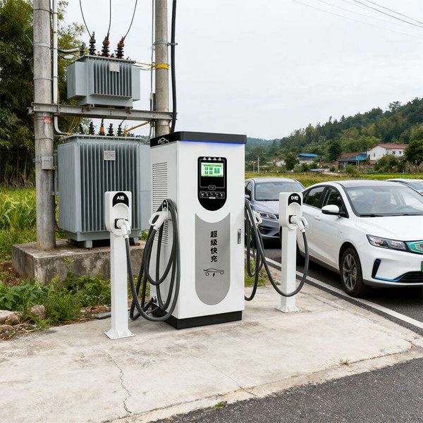 

Intelligent EVSE 11kW Three Phase Type 2 Wall Mounted Charger with RFID Access Control and Professional Power Management for Smart Home