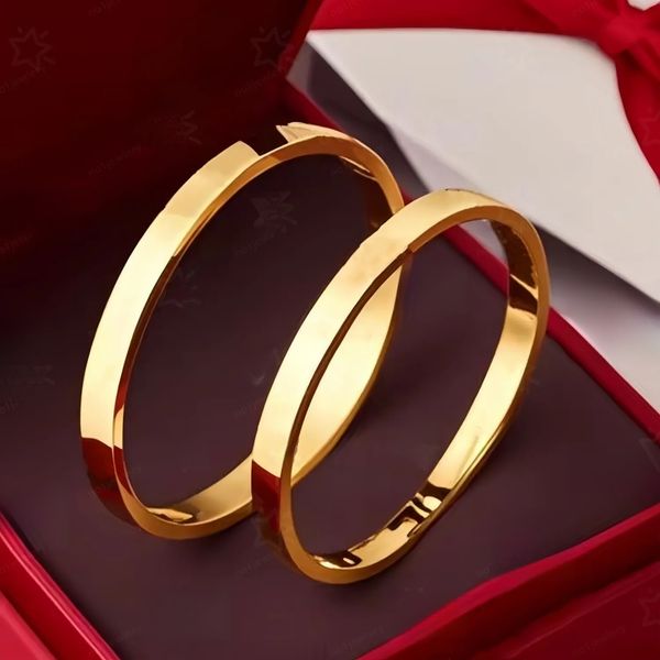 

Designer Bangle Charm Bracelets for Men Women Unisex Casual Stainless Steel Luxury Jewelry Classic Silver Gold Bracelet