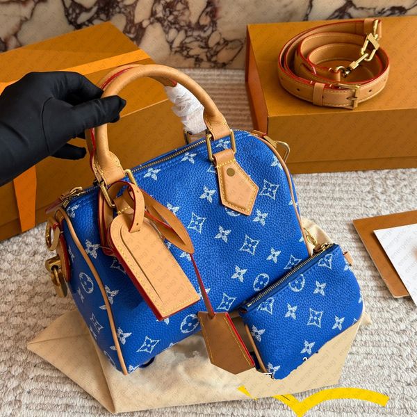 Designer Bags P9 Pillow Women Handbags Tote 25CM Shoulder Soft Leather Crossbody Mommy Duffel Travel Clutch Purse with wallets
