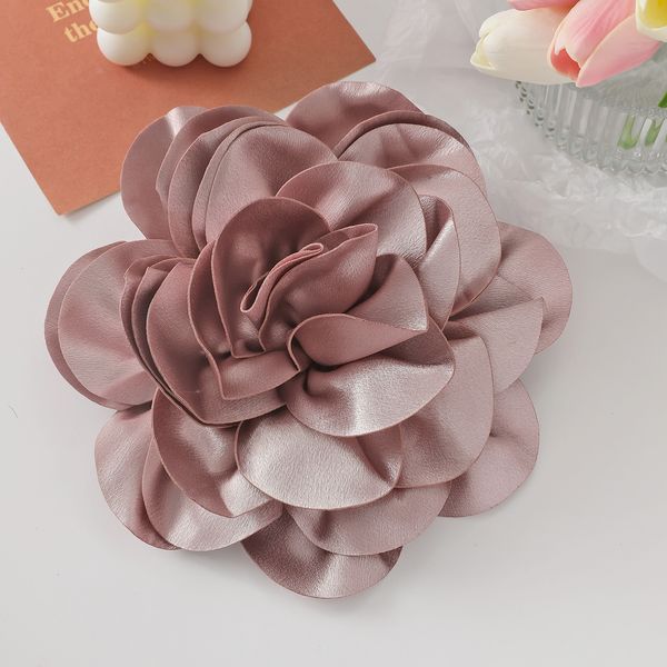 

Exaggerated large flower brooch with satin fabric, rose chest flower brooch, party women's brooch, Pink