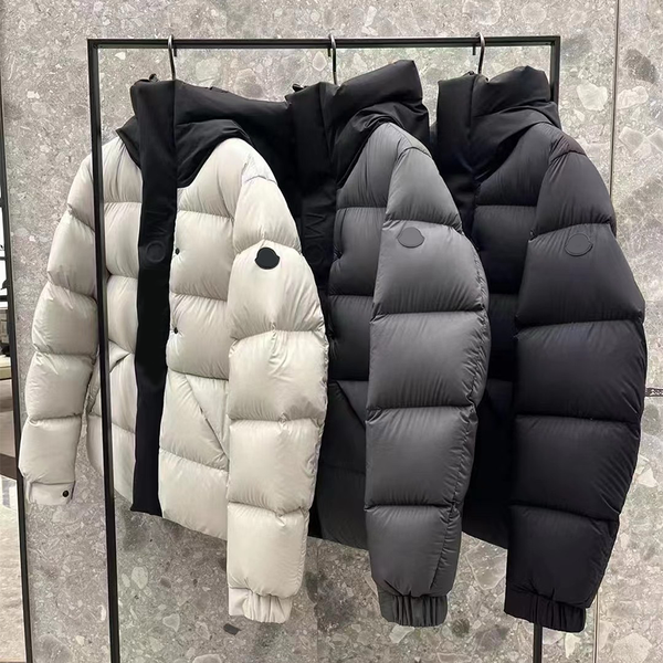 

Unisex Coat Man Woman Down Parks Jackets Puffer Designer Jacket Womens Coats Letters Budge Sleeve Coat Classic Short Black Hooded Dirt Proof New Winter Coat 3 Colors, C3