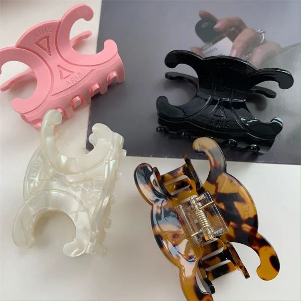 

Luxury Brand Designer Brown Hair Claws Clip Noslip Claws Barrette Strong Holding Headwear Hairpin Styling Accessories for Women Jewelry Gift