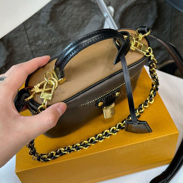 

Cases Makeup bag vanitys Designer Micro Vanity Bag Mini Cosmetic Bag Crossbody Shoulder Designer Tiny Cosmetic Nano Make Up Bags Coin Purse Wallet width 19 cm, 9colour