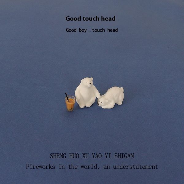 

Resin creative crafts, mini polar bear tabletop that only want to sleep, home micro scene decorations