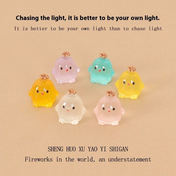 

Elegant Lighted Chick Figure Adorned with Regal Crown - Unique Resin Craftsmanship Enriches Any Space's Aesthetic Appeal