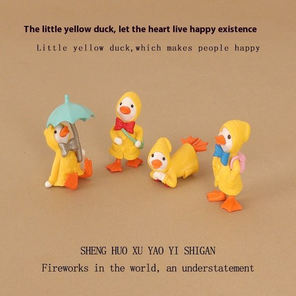 

Cute Little Duck Design Backpack - Unique Plastic Artwork Ideal for Vehicle Accessories